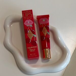 Charlotte Tilbury Unreal Lips Lip Oil - Cherry Glaze
